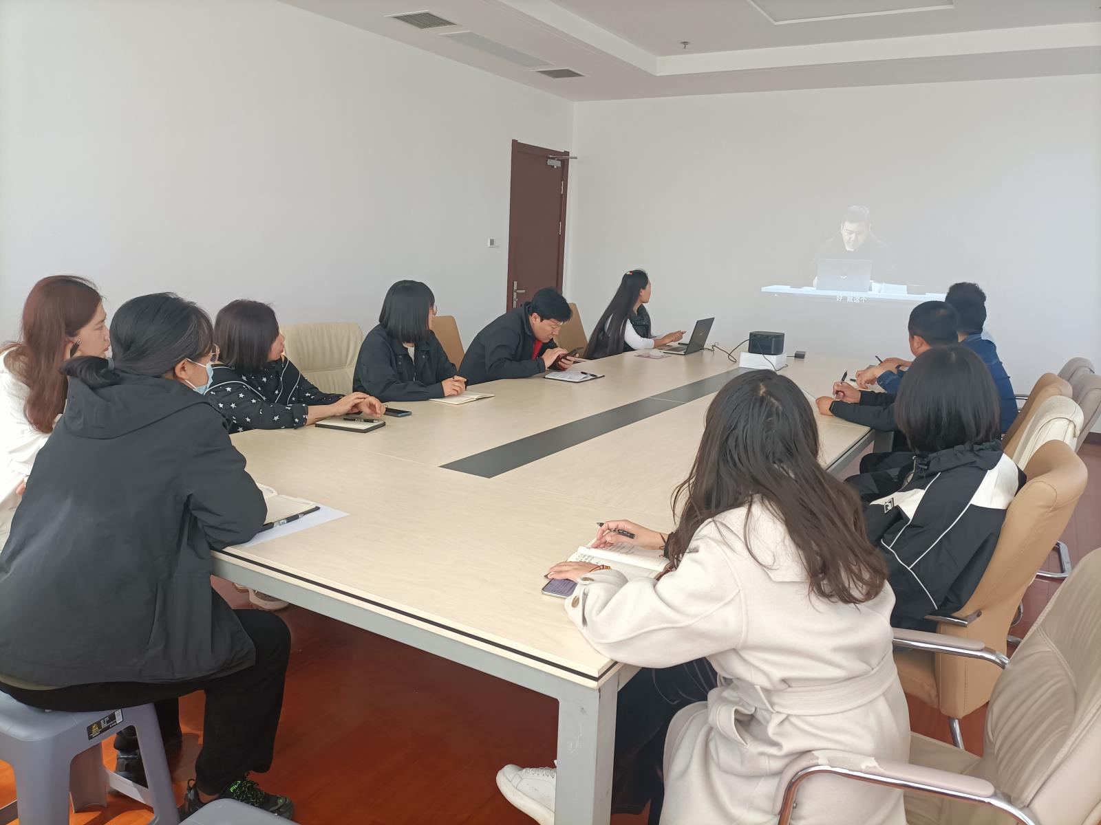 科技城開發(fā)事業(yè)部.jpg